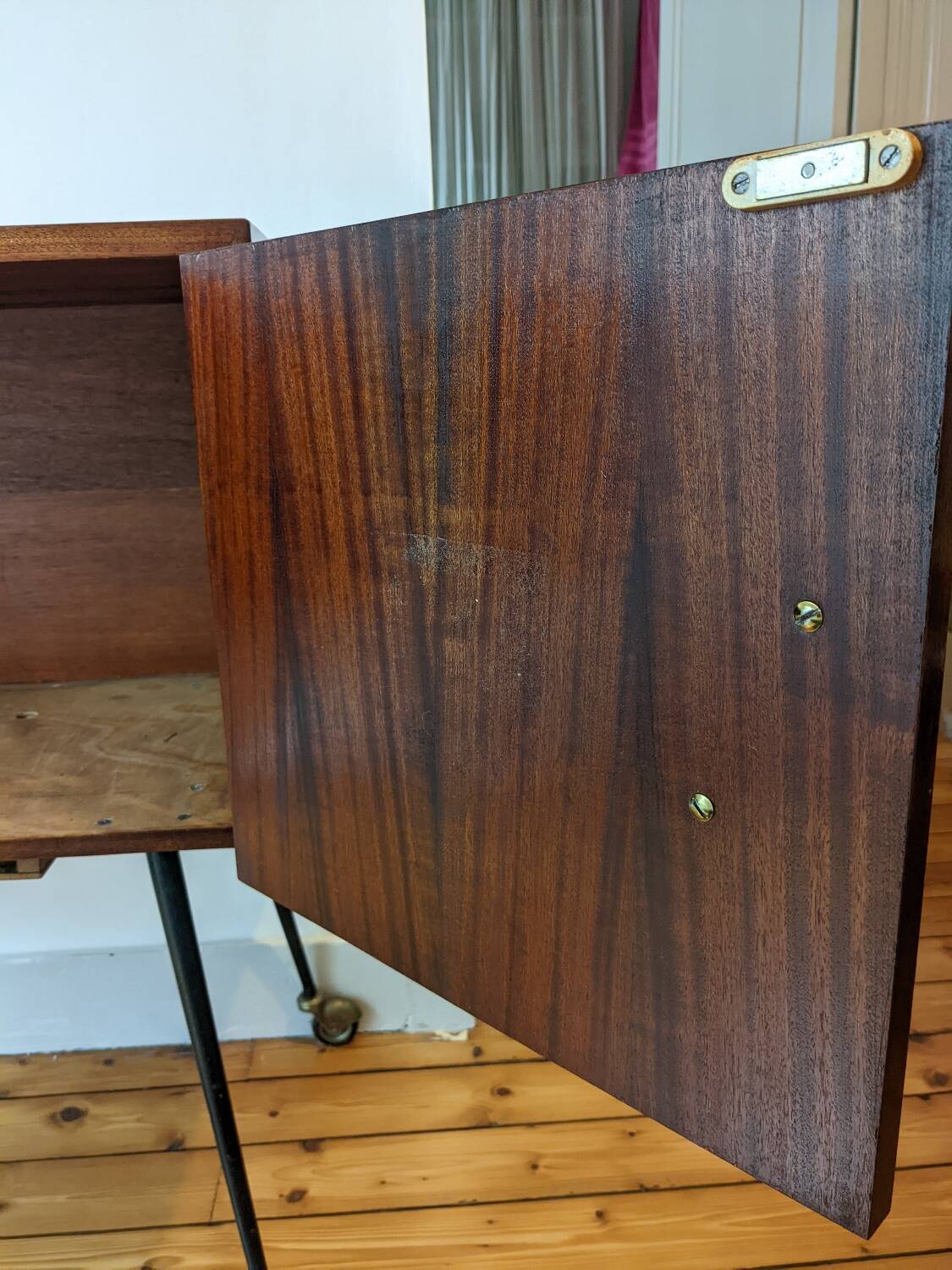 Vintage bar/TV cabinet