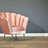 Art deco petal armchair in powder pink velvet and brass legs