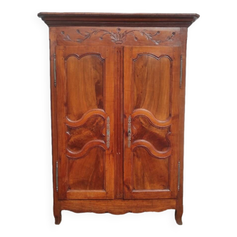 Old 19th century Forézienne cabinet in Bressane oak wood