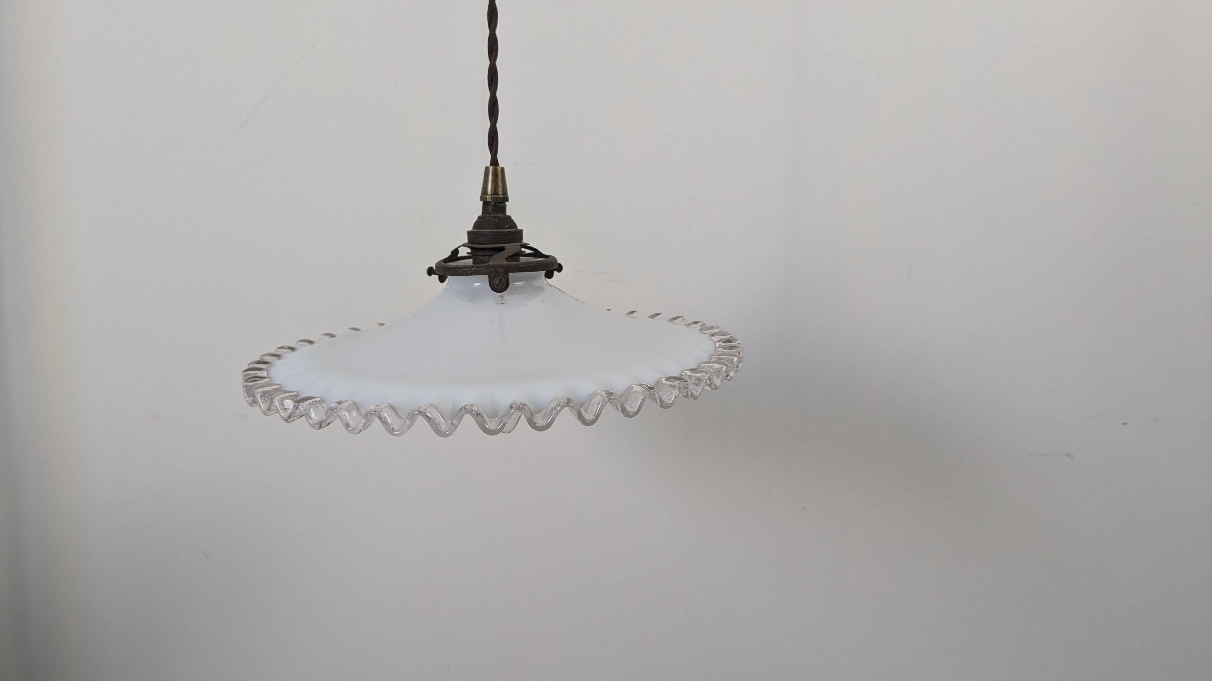 Vintage pendant light in white opaline with lace