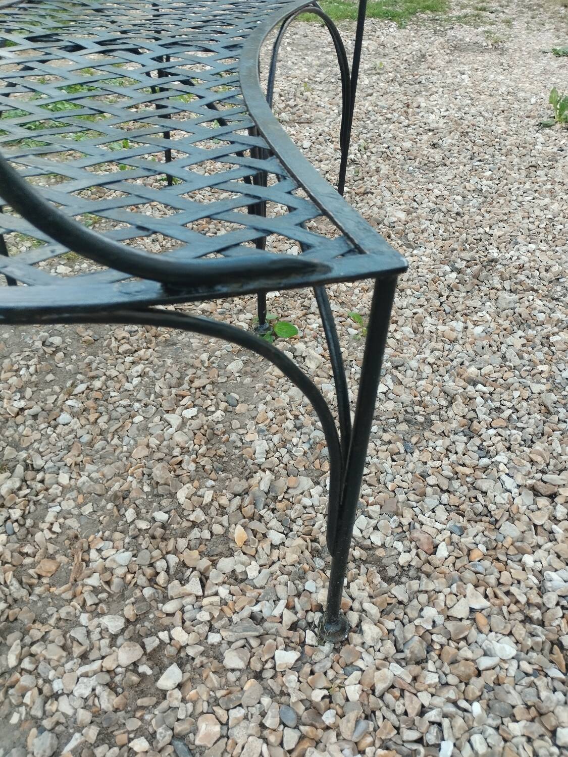 Banc de jardin en fer ancien