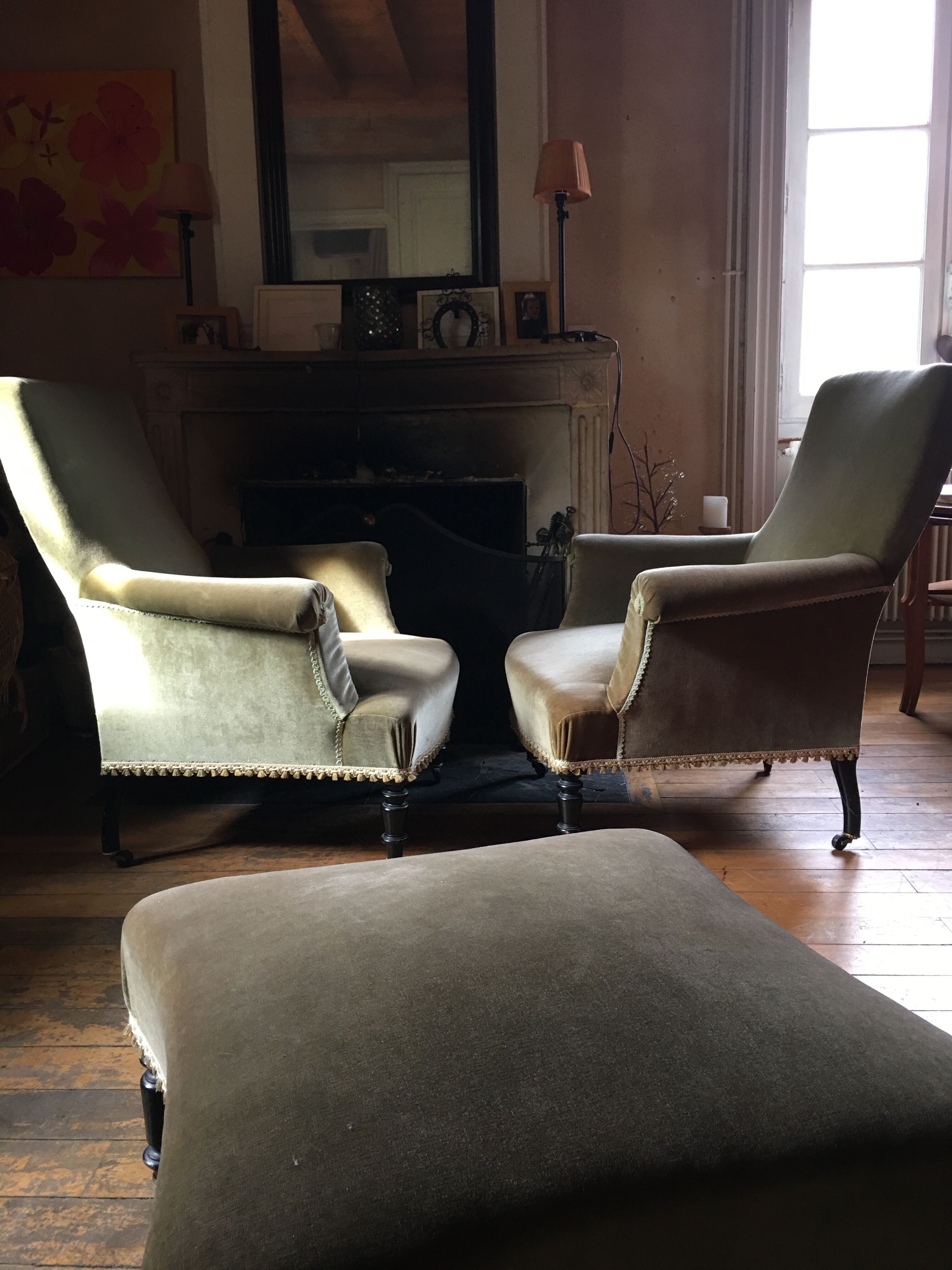 Napoleon lll velvet armchair