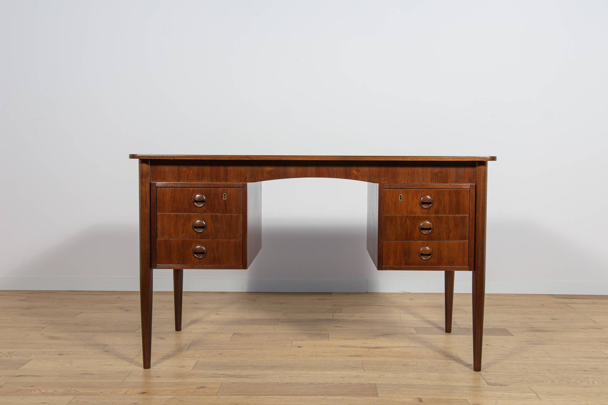 Mid-Century Freestanding Teak Desk, Denmark, 1960s