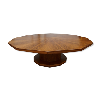 Dodecagonal dining table
