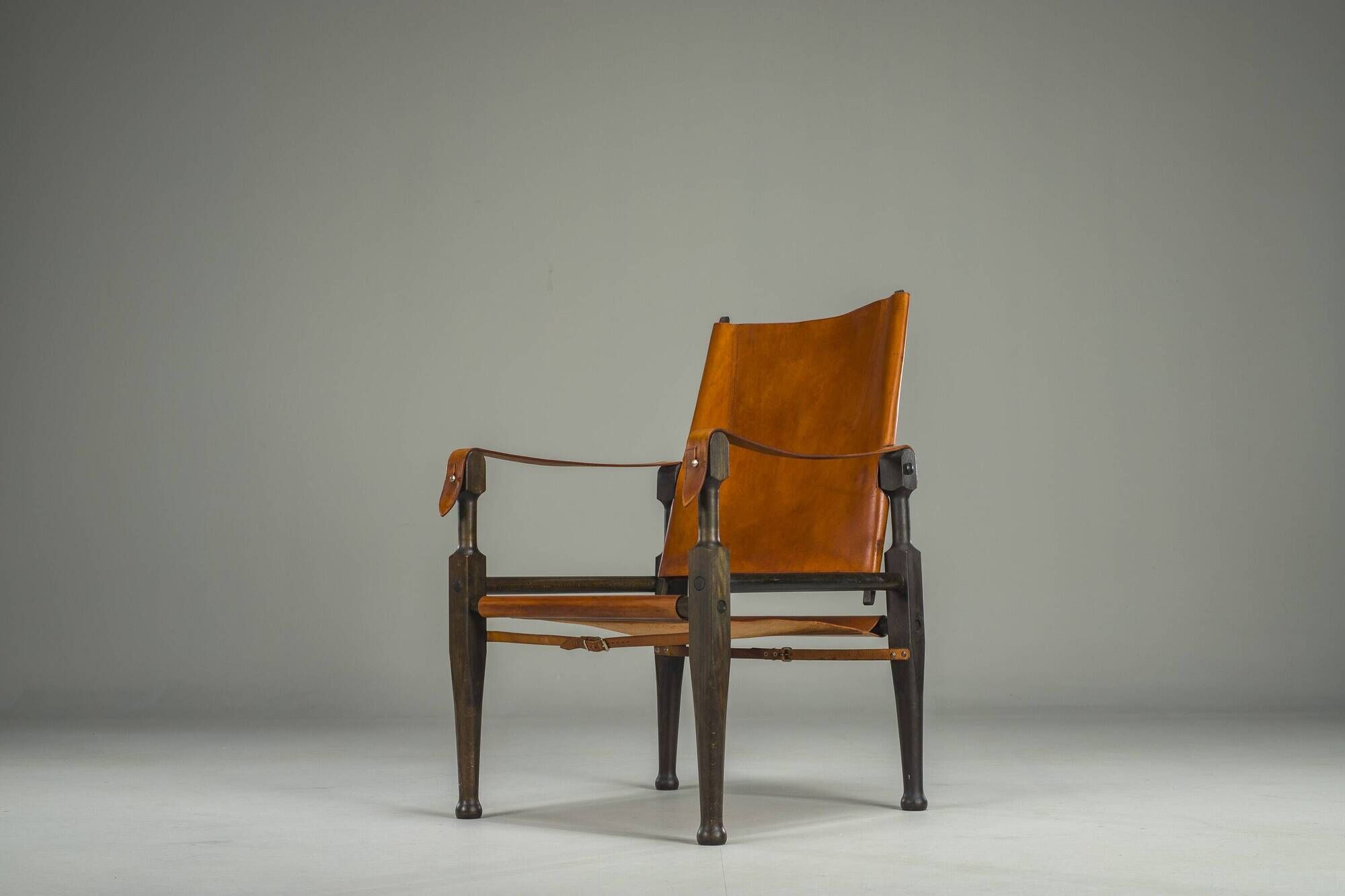 Swiss Leather Safari Chair attributed to Wilhelm Kienzle for Wohnbedarf
