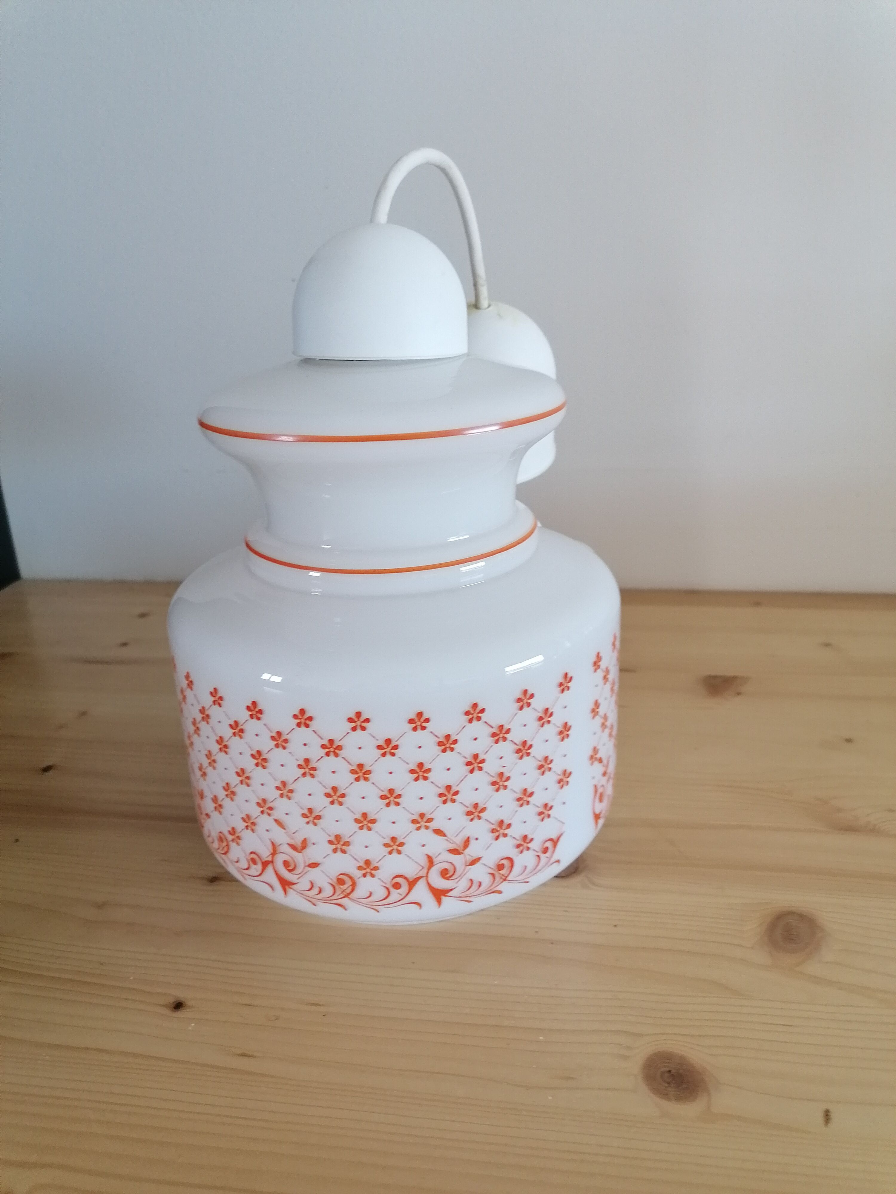 70s opaline suspension