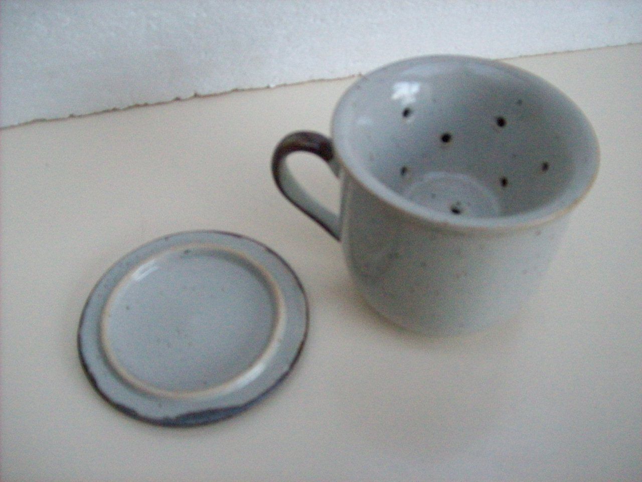 Sandstone herbal tea with its infuser