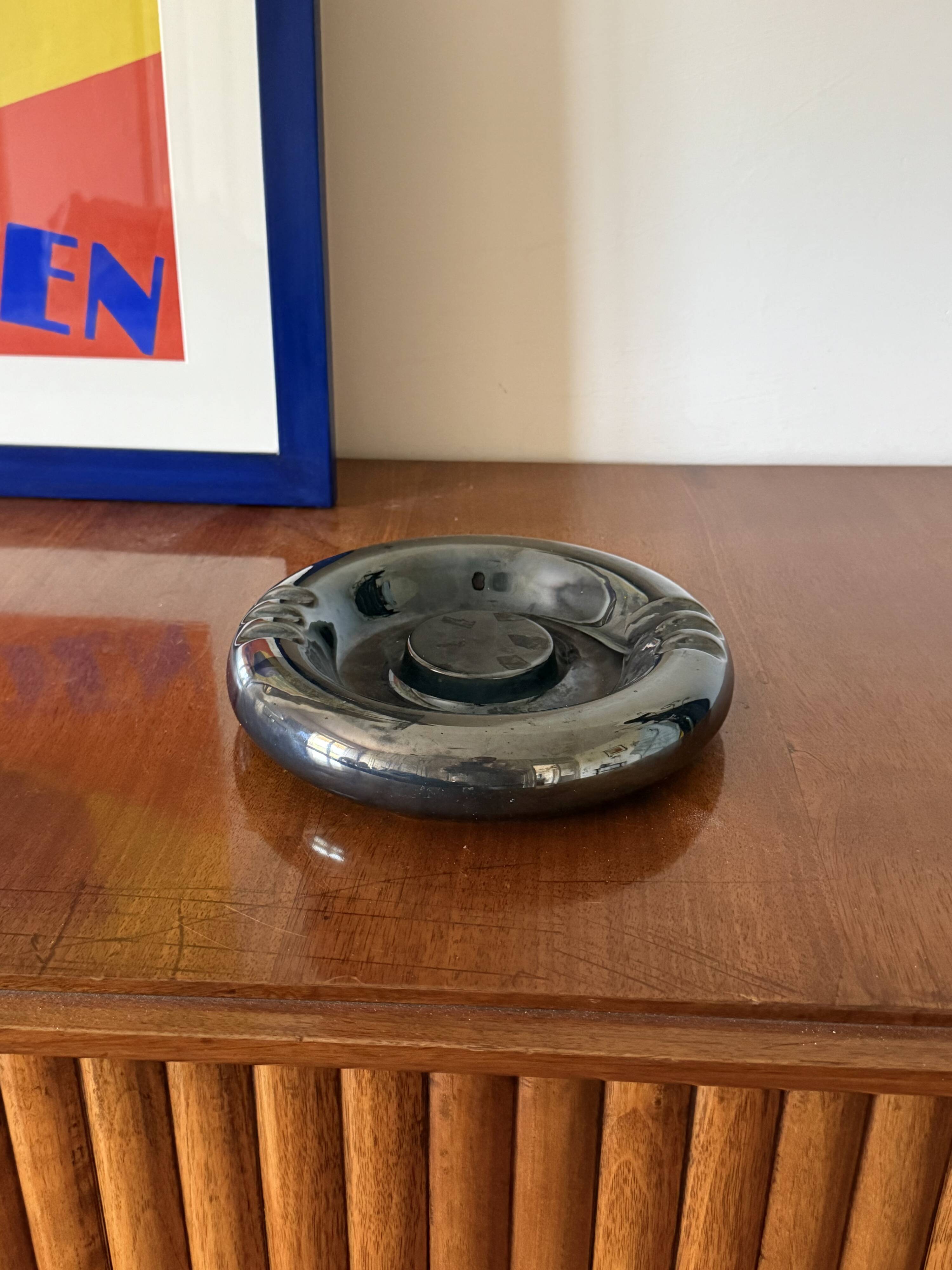Space age blue iridescent ceramic ashtray / vide poche, Italy 1970s