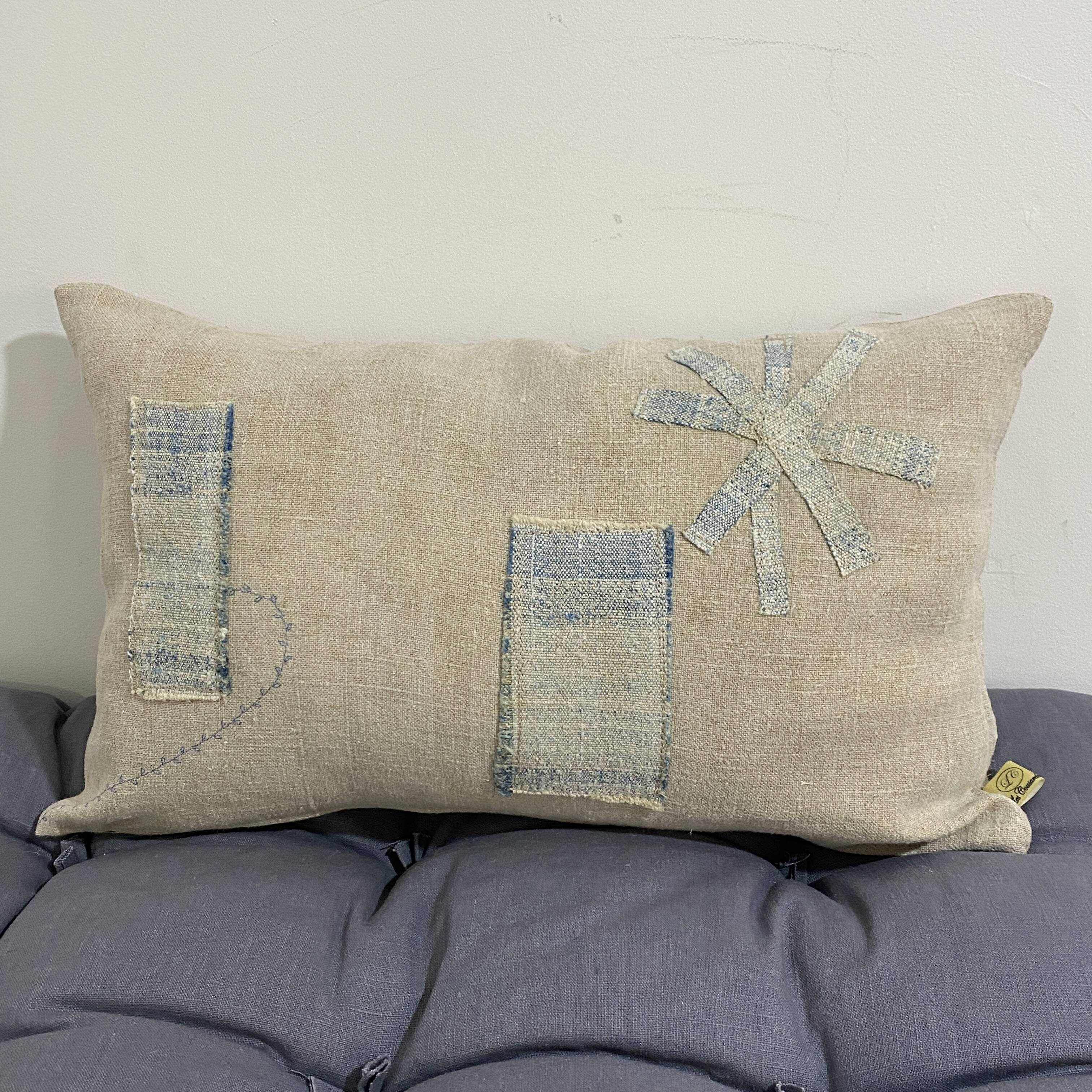 Handmade cushion in vintage fabric, Kilim style - Double-sided