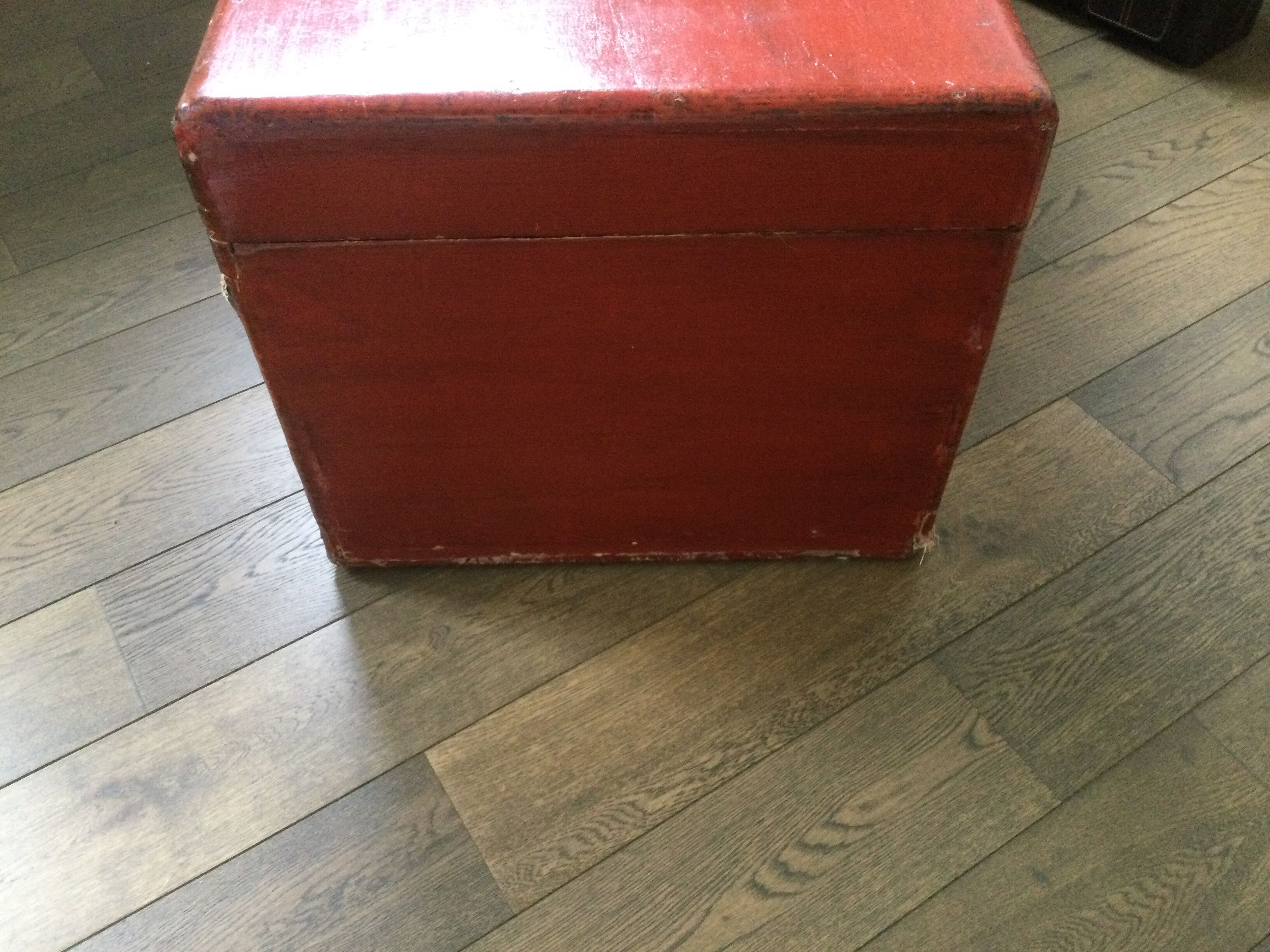 Wooden Chinese chest