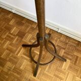 Baumann bistro parrot coat holder