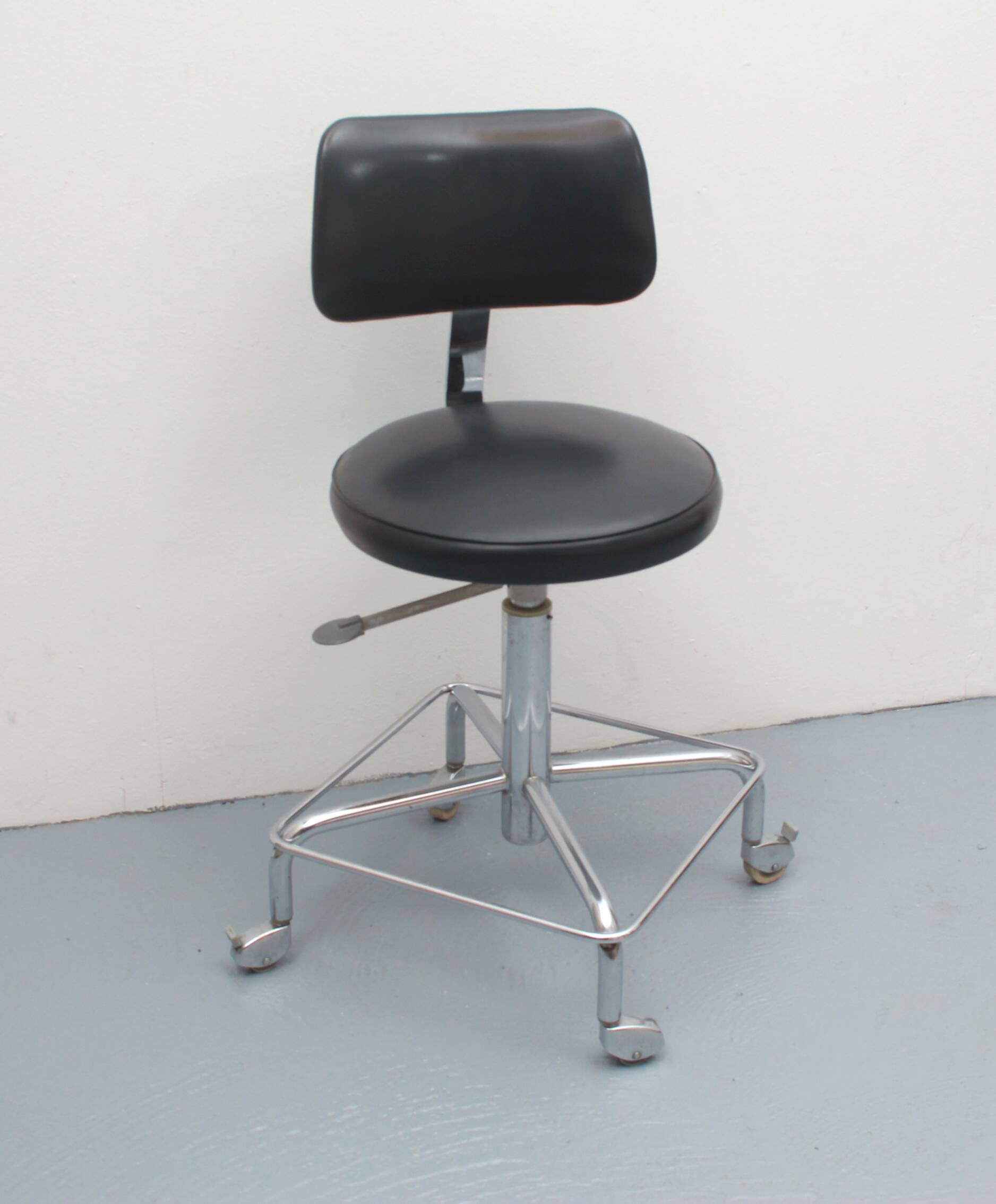 1960s office swivel chair in black