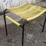 Scoubidou stool