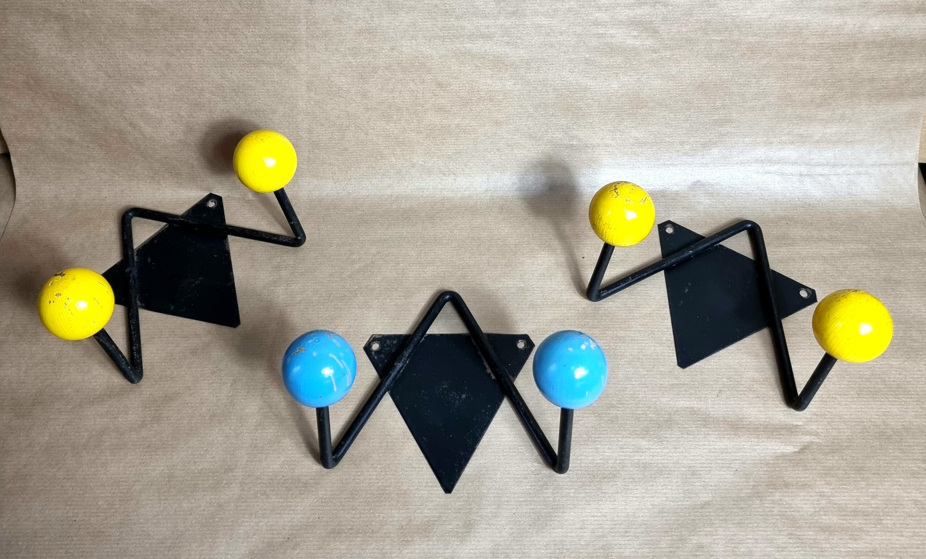 Lot 3 hooks coat racks with 2 balls vintage
