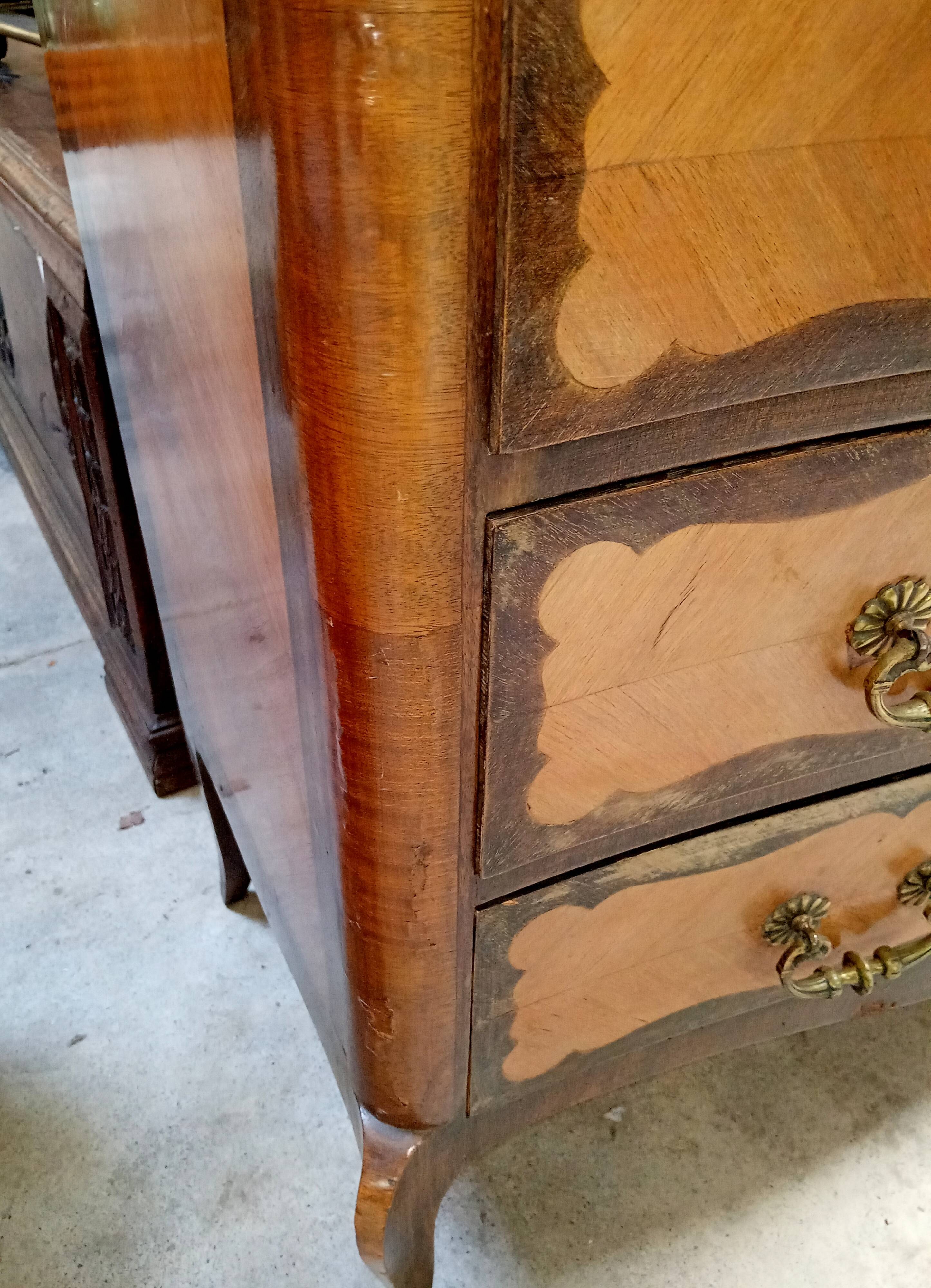 Curved Louis XV commode in marquetry – marble top – 19th century