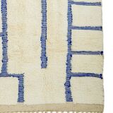 White and blue Klein Beni Ouarain Moroccan rug