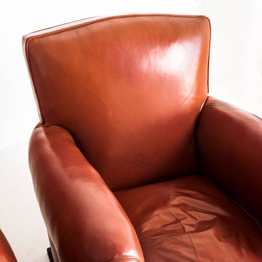 Pair of vintage club armchairs. Wood and Skay. France, 50