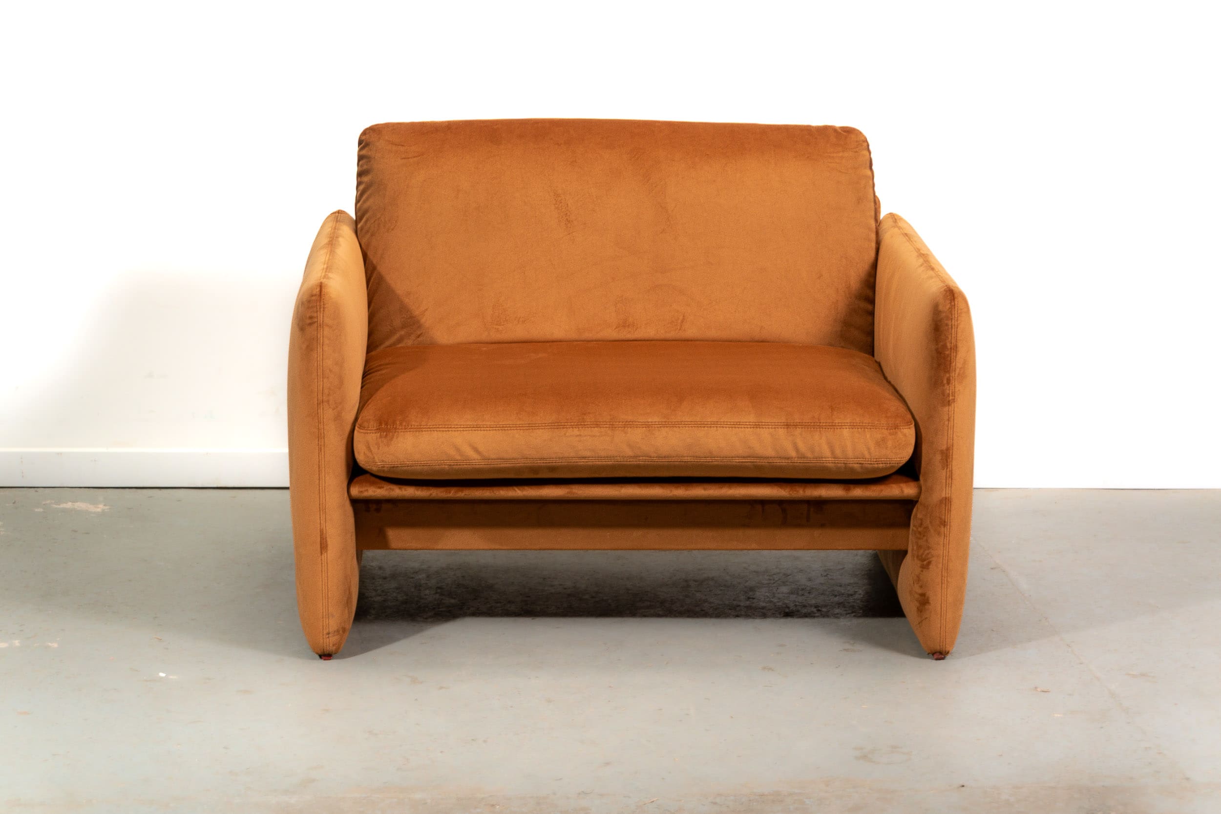 Simone oversize armchair by Kazuhide Takahama for Simon International