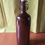 Bouteille en grès vintage