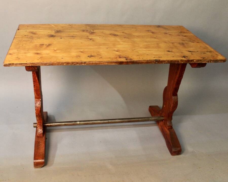 Table de bistrot avec une rallonge amovible