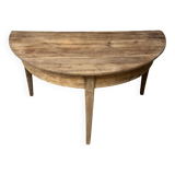 Pretty half-round table