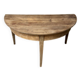 Pretty half-round table