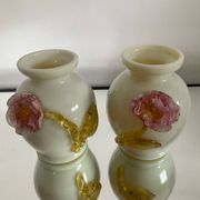 Paire de petits vases vintage en opaline et pâte de verre