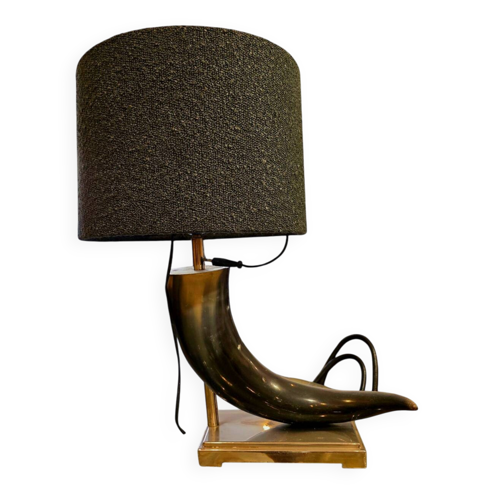 Brutalist lamp made from cow horn.