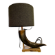 Lampe brutaliste en corne de vache