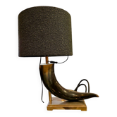 Lampe brutaliste en corne de vache