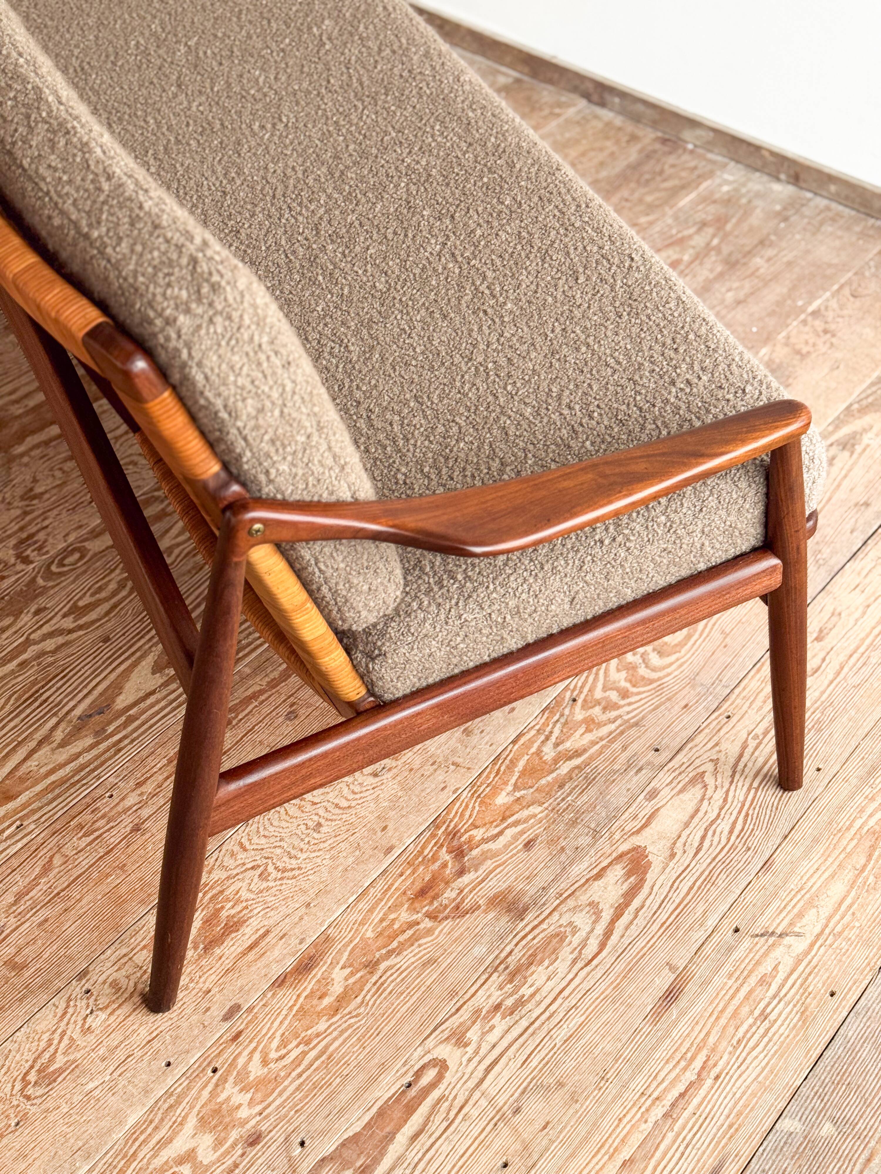 Mid Century Sofa par Hartmut Lohmeyer, teck et cannage