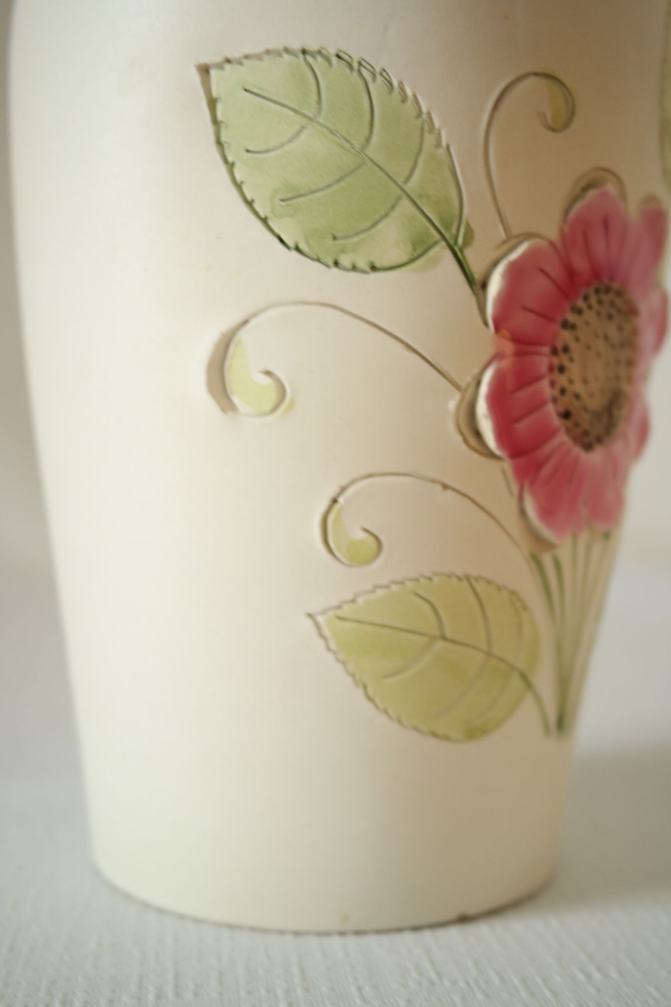 Vintage ceramic flower vase Italy Cadorev