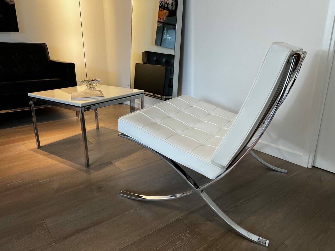 White Barcelona chair with ottoman – Knoll 2012 Edition -