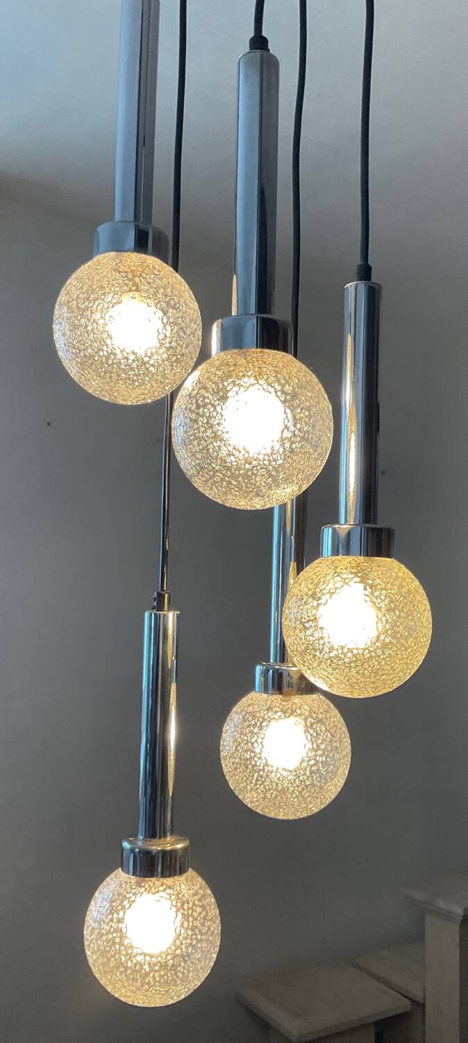 Lustre cascade chrome et verre givré  des années 70