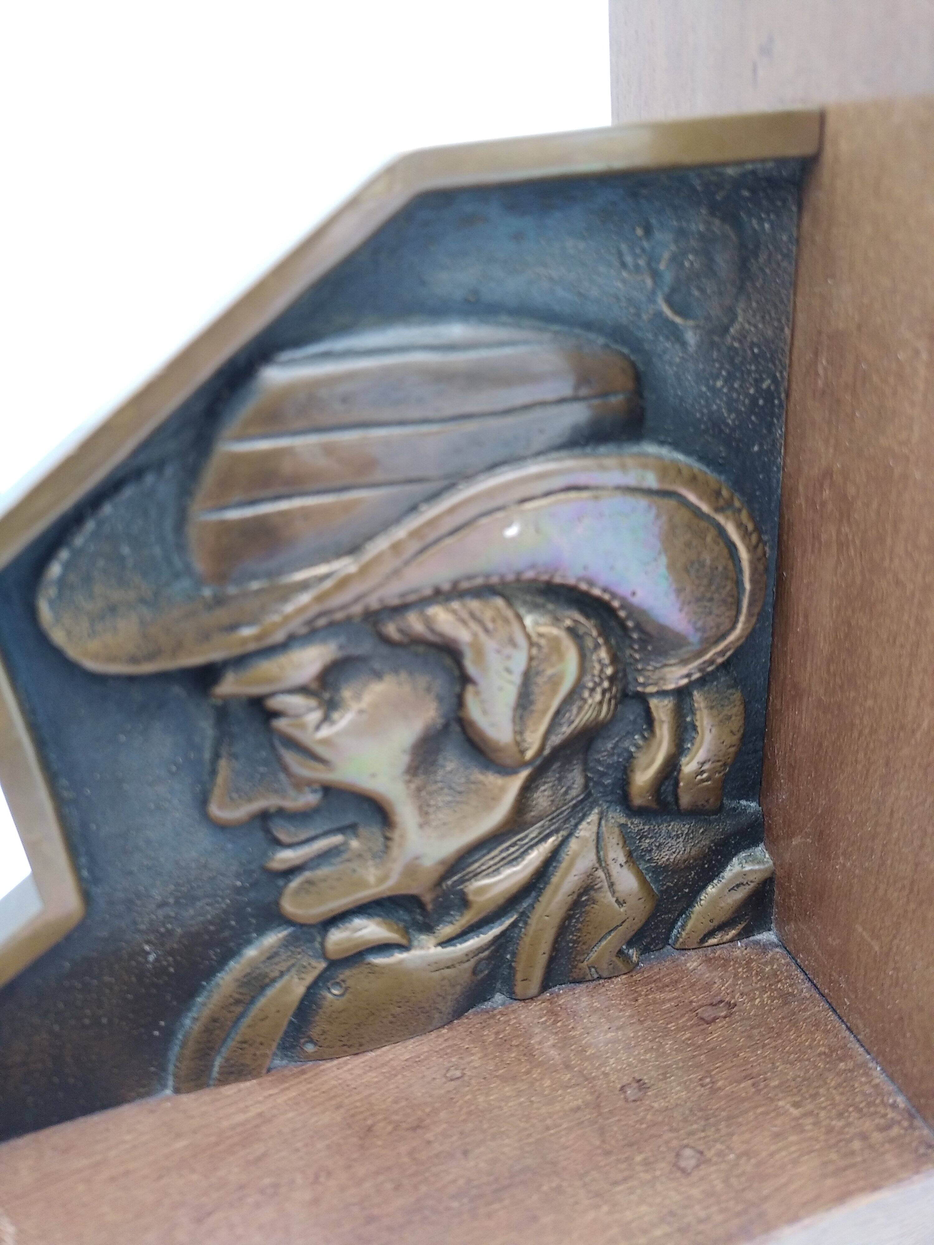 Pair of Breton couple bookends in bronze and wood.