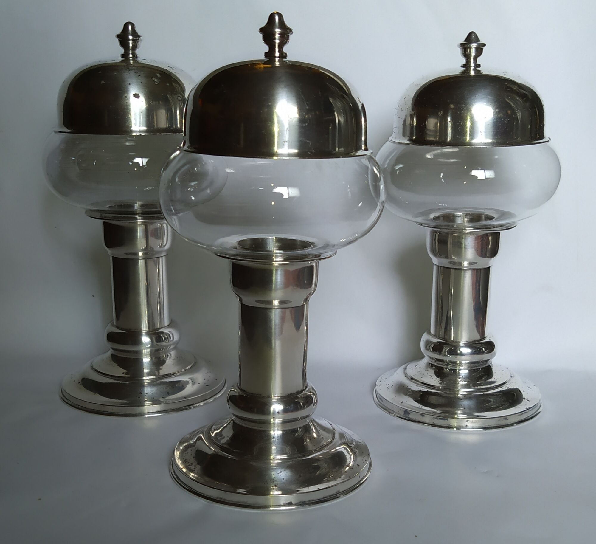 3 whole photophores in silver metal