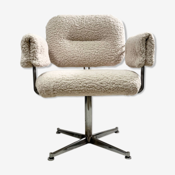 Fauteuil vintage en fausse fourrure de mouton