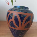 Hand-turned stoneware vase – Iridescent glaze