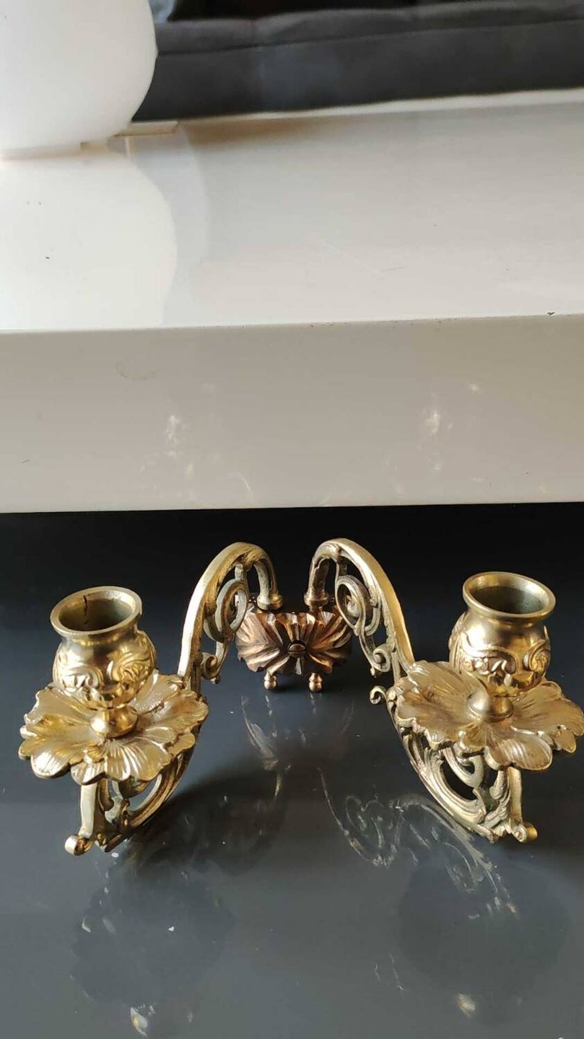 Wall light/Piano with 2 lights. Louis XVI style. In gilded bronze