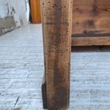 Trading counter central island pine