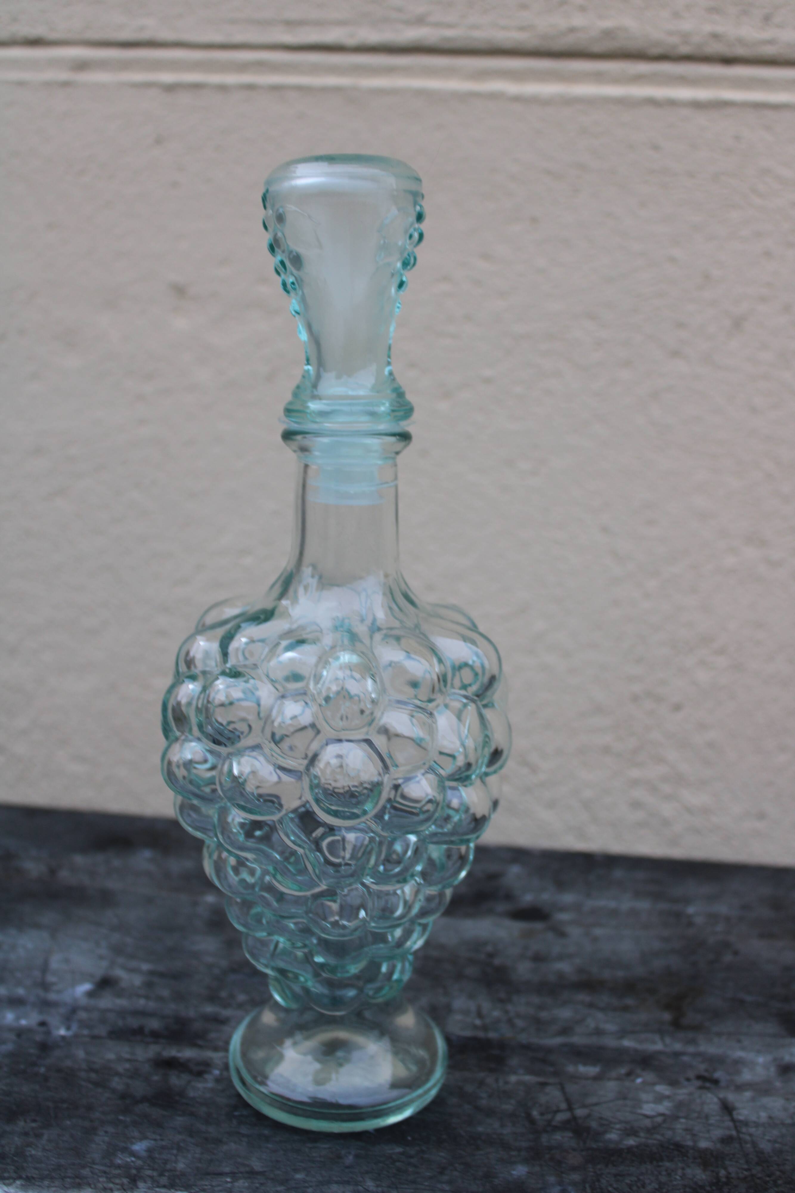 Grape cluster carafe