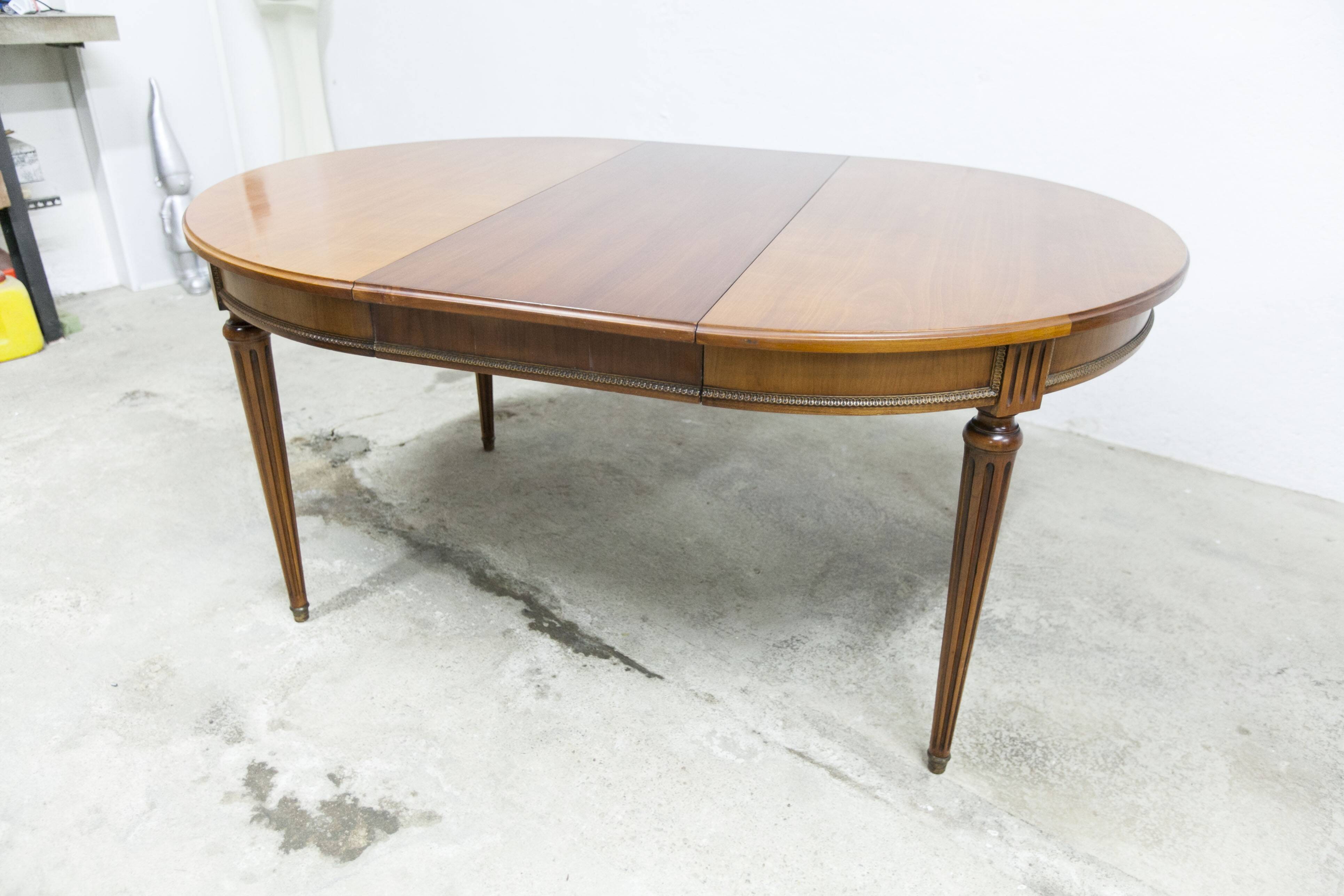 Louis XV round table + 3 extensions 115 cm max 2m50