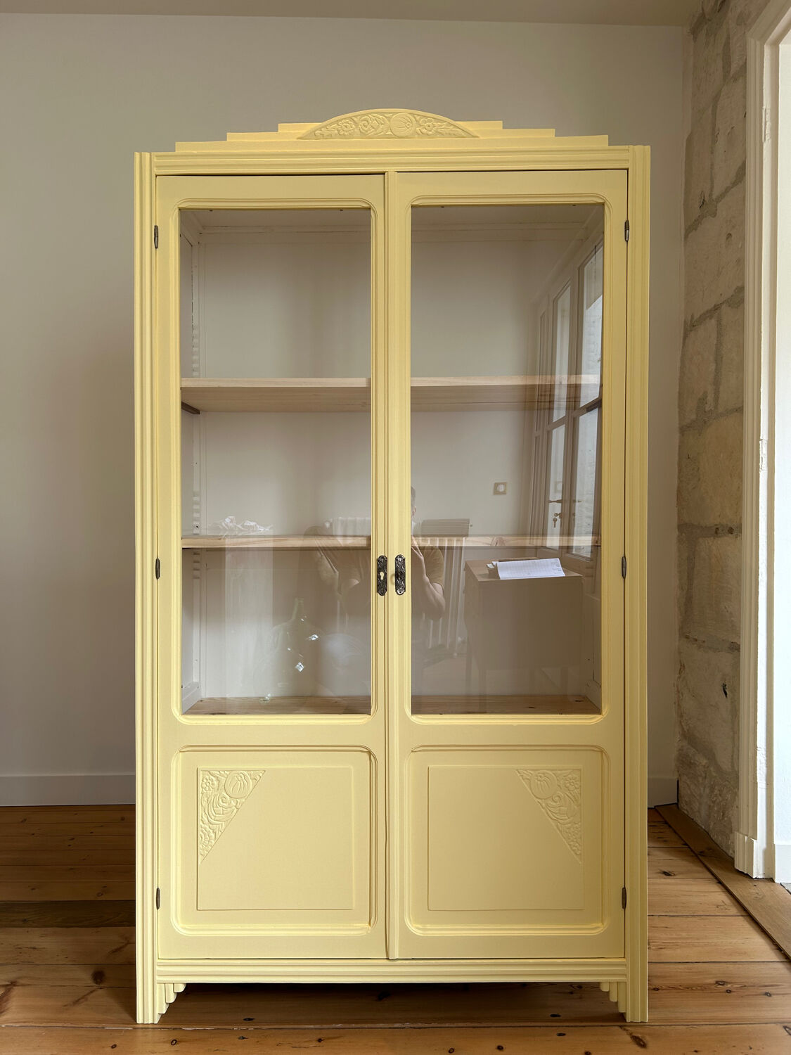 Art Deco glass cabinet (renovated)