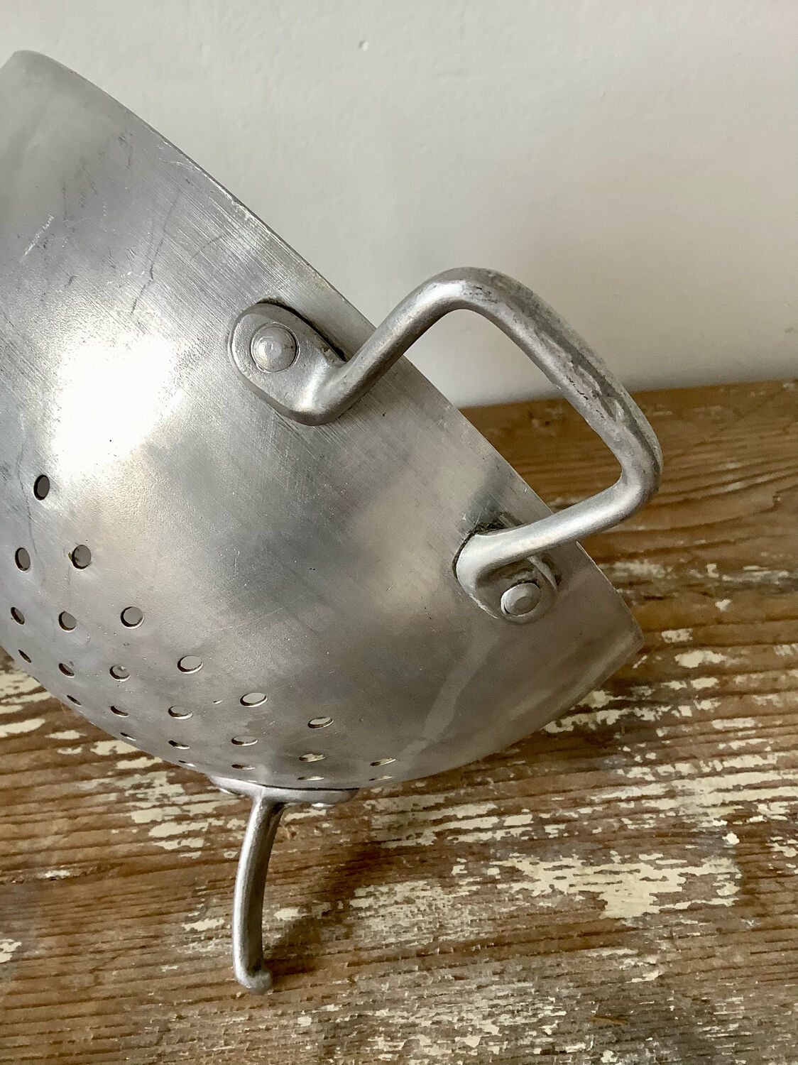 Aluminum strainer