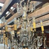 Bronze and cut crystal chandelier with 6 lights, early 20th century work.