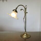 Art nouveau lamp in bronze and frosted glass tulip