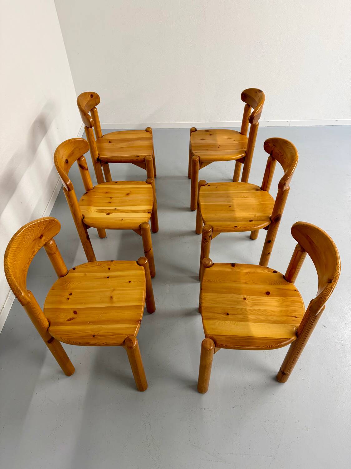 Set of 6 solid pine chairs, Scandinavian design, Reiner Daumiller