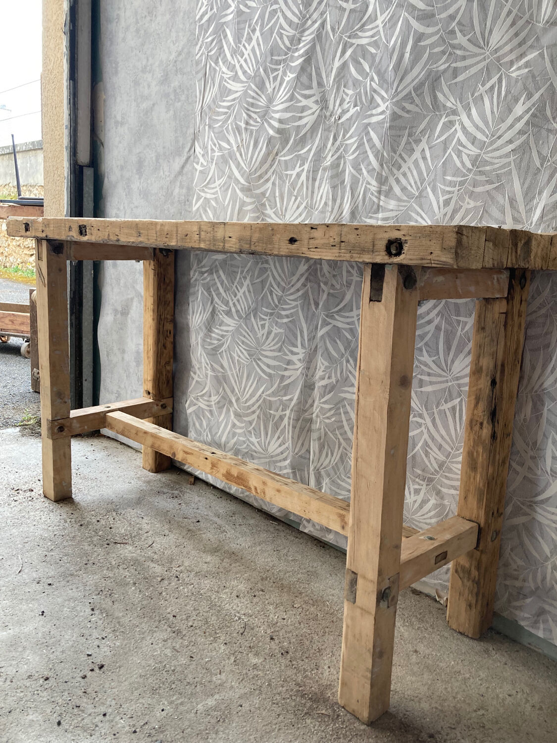 Workshop table established