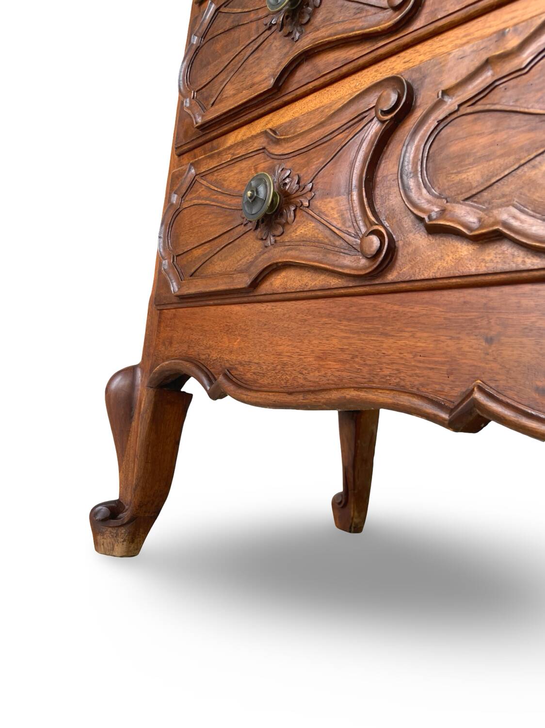 Une commode au design renaissance spectaculaire, de la ville de Turin.