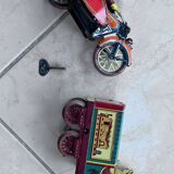 Mechanical tin toys